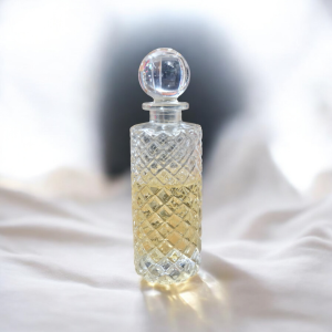 White Musk-হোয়াইট মাস্ক